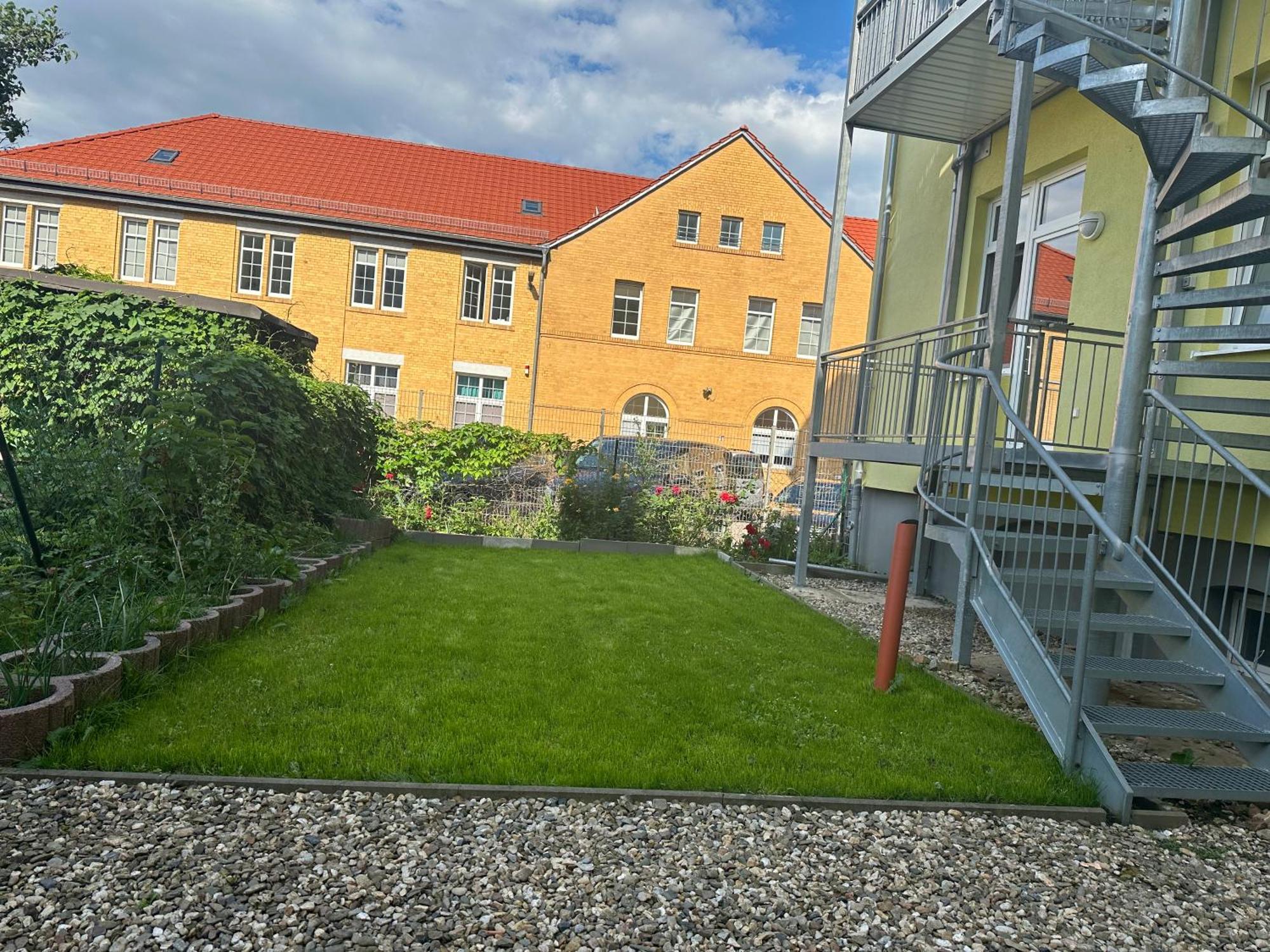Ueber Den Daechern Von Halle Halle  Dış mekan fotoğraf