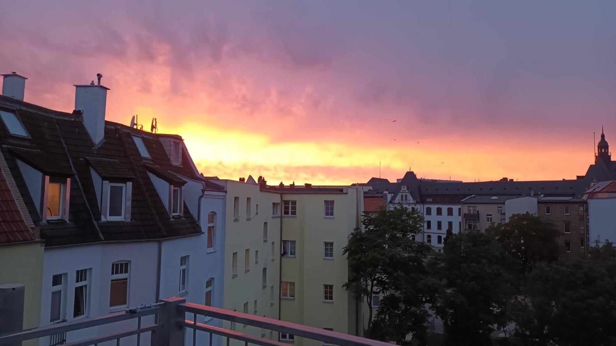 Ueber Den Daechern Von Halle Halle  Dış mekan fotoğraf